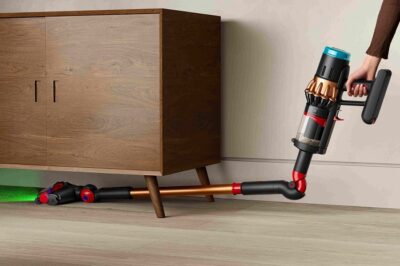 Dyson V16 Piston Animal Submarine™  vedeta lansărilor de la evenimentul Dyson din Berlin